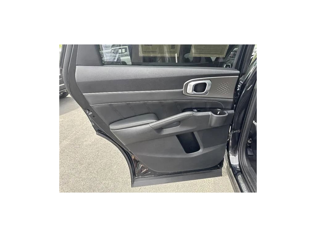Used 2021 Kia Sorento SX AWD/4WD image 15