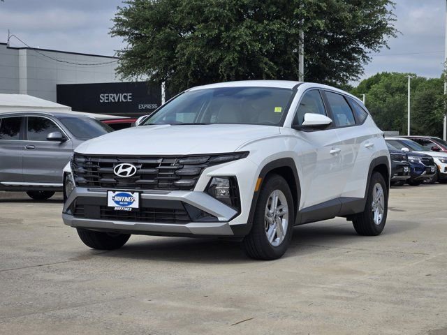 Used 2025 Hyundai Tucson SE FWD image 3