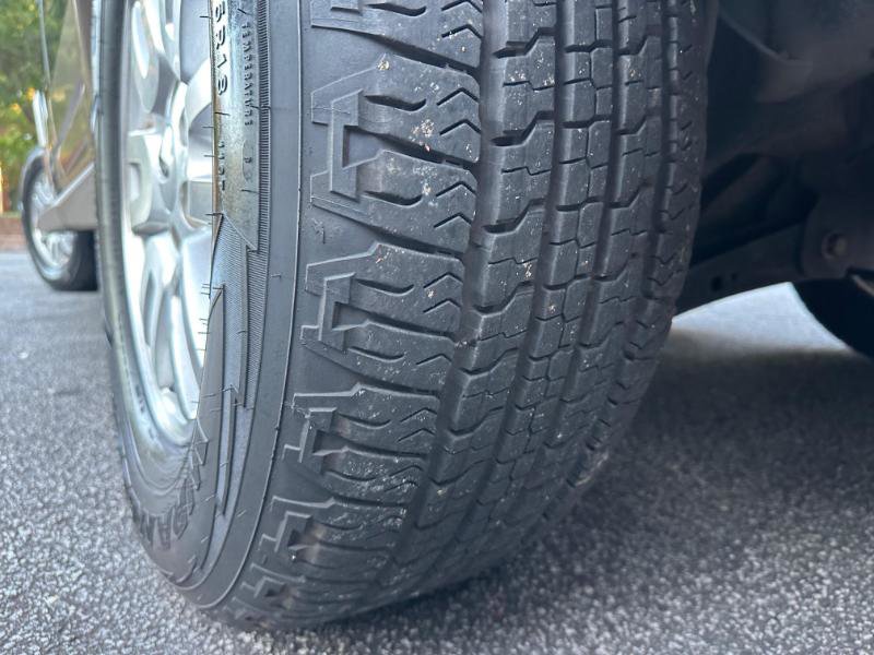 Used 2012 Ford Expedition EL XLT image 11