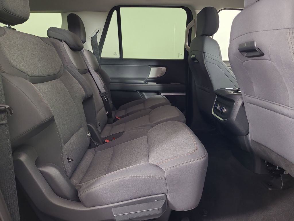 Used 2025 Ford Expedition Max Active AWD/4WD image 22