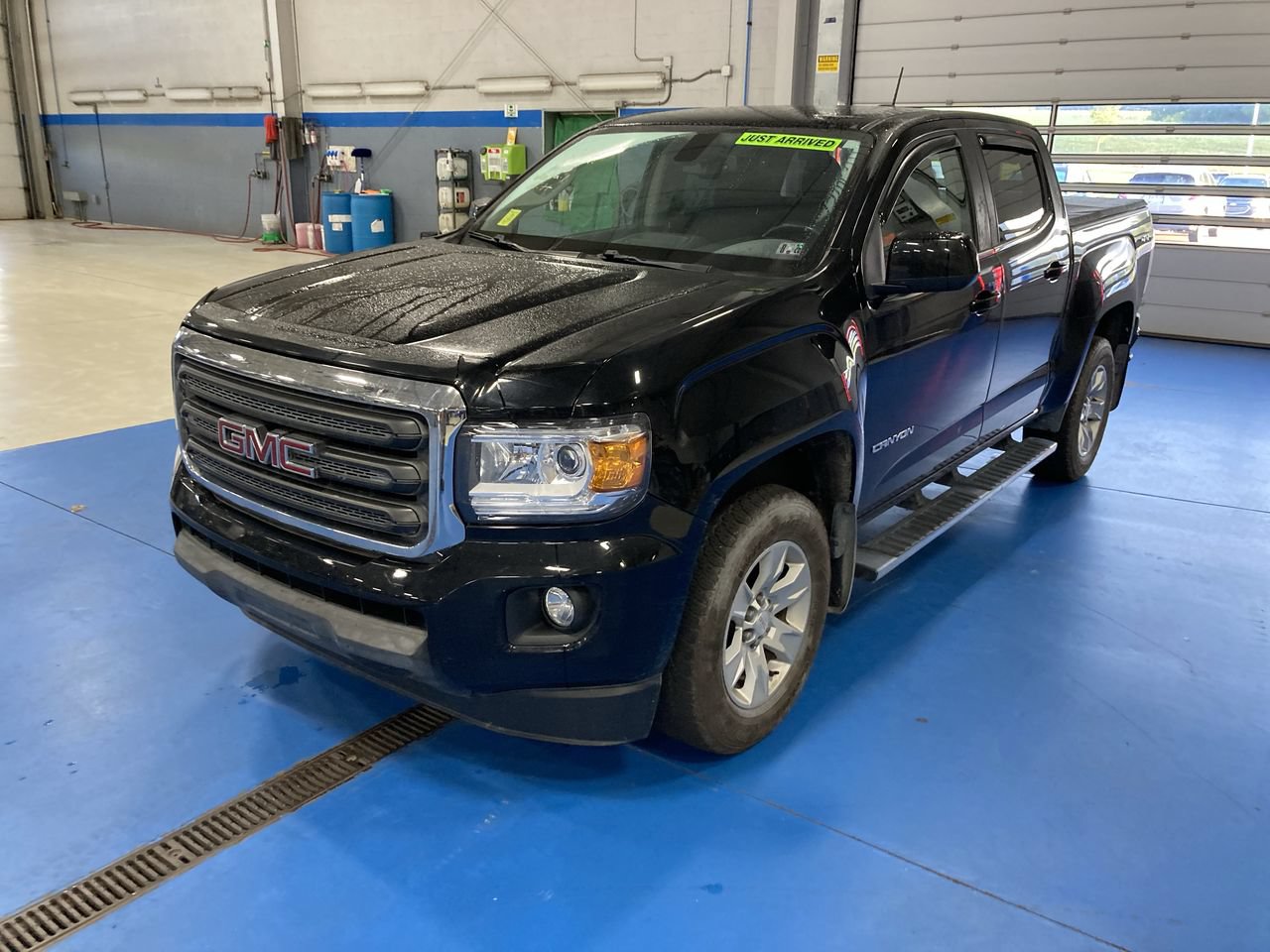 Used 2016 GMC Canyon SLE w/ Trailering Package AWD/4WD video 3