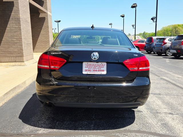 Used 2015 Volkswagen Passat 1.8T Limited Edition image 7