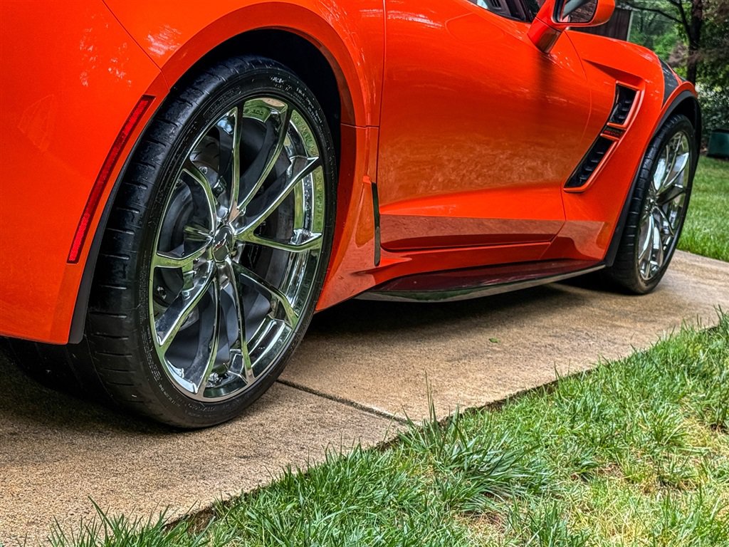 Used 2019 Chevrolet Corvette Grand Sport RWD image 40