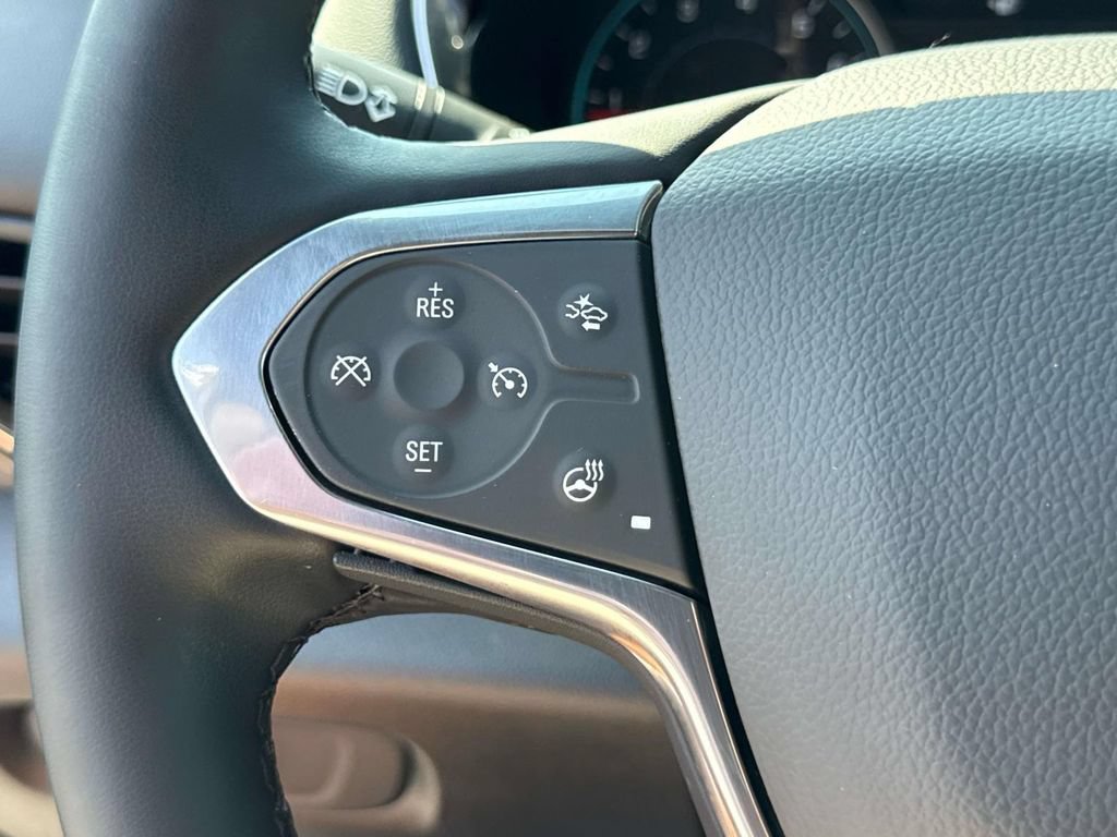 Used 2023 Chevrolet Traverse LT AWD/4WD image 10
