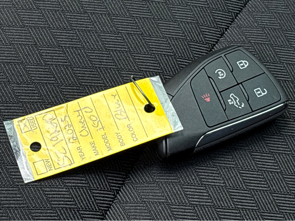 Used 2025 Chevrolet Silverado 1500 Custom image 28