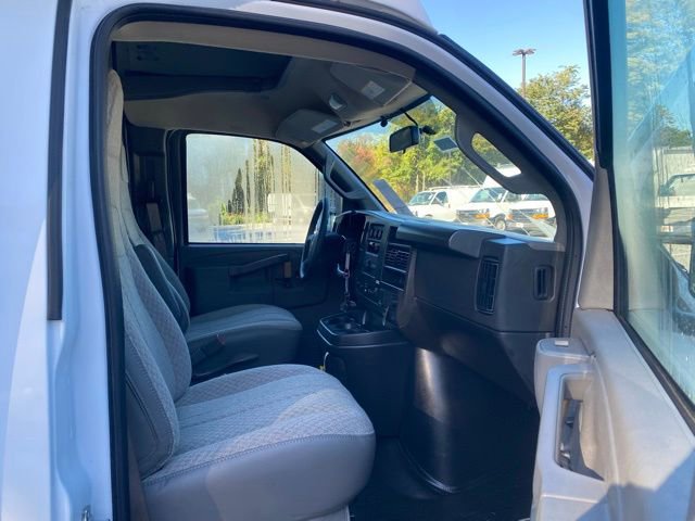 New 2025 Chevrolet Express 3500 w/ Power Convenience Package RWD image 27