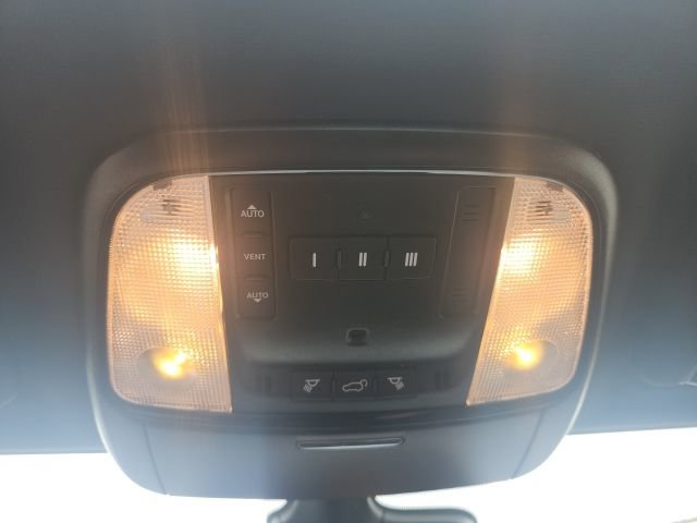 Used 2024 Dodge Durango R/T image 34