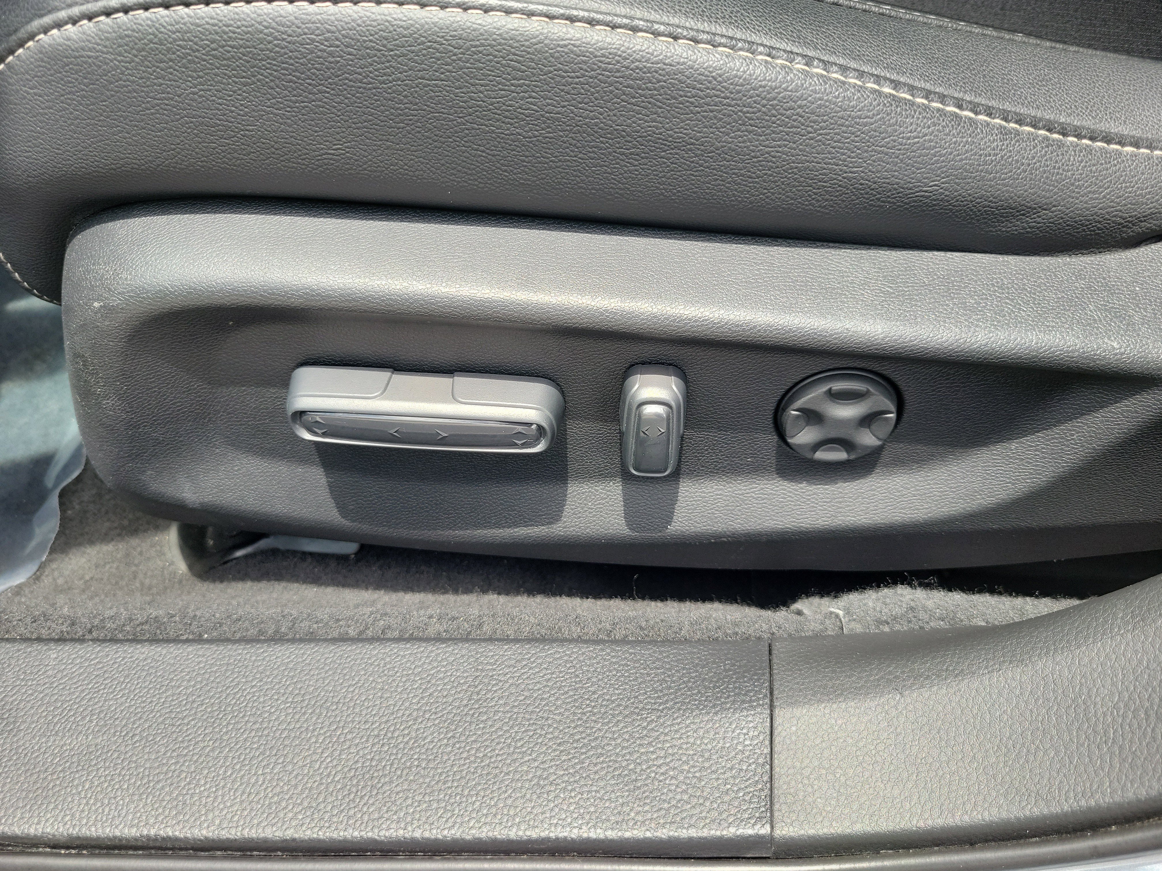 Used 2021 Honda Accord Sport image 12