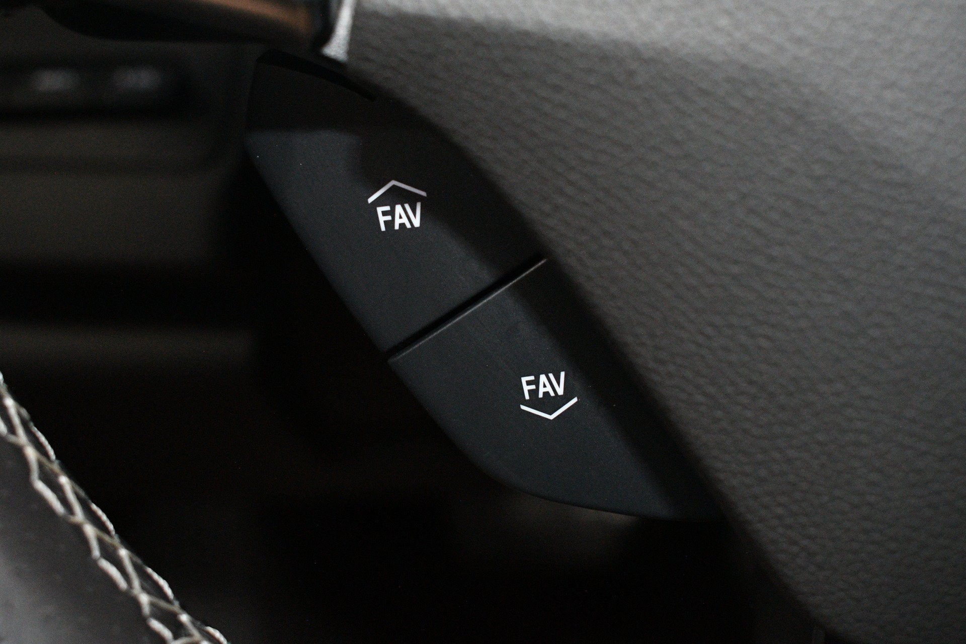 Used 2021 Chevrolet Camaro SS RWD image 31