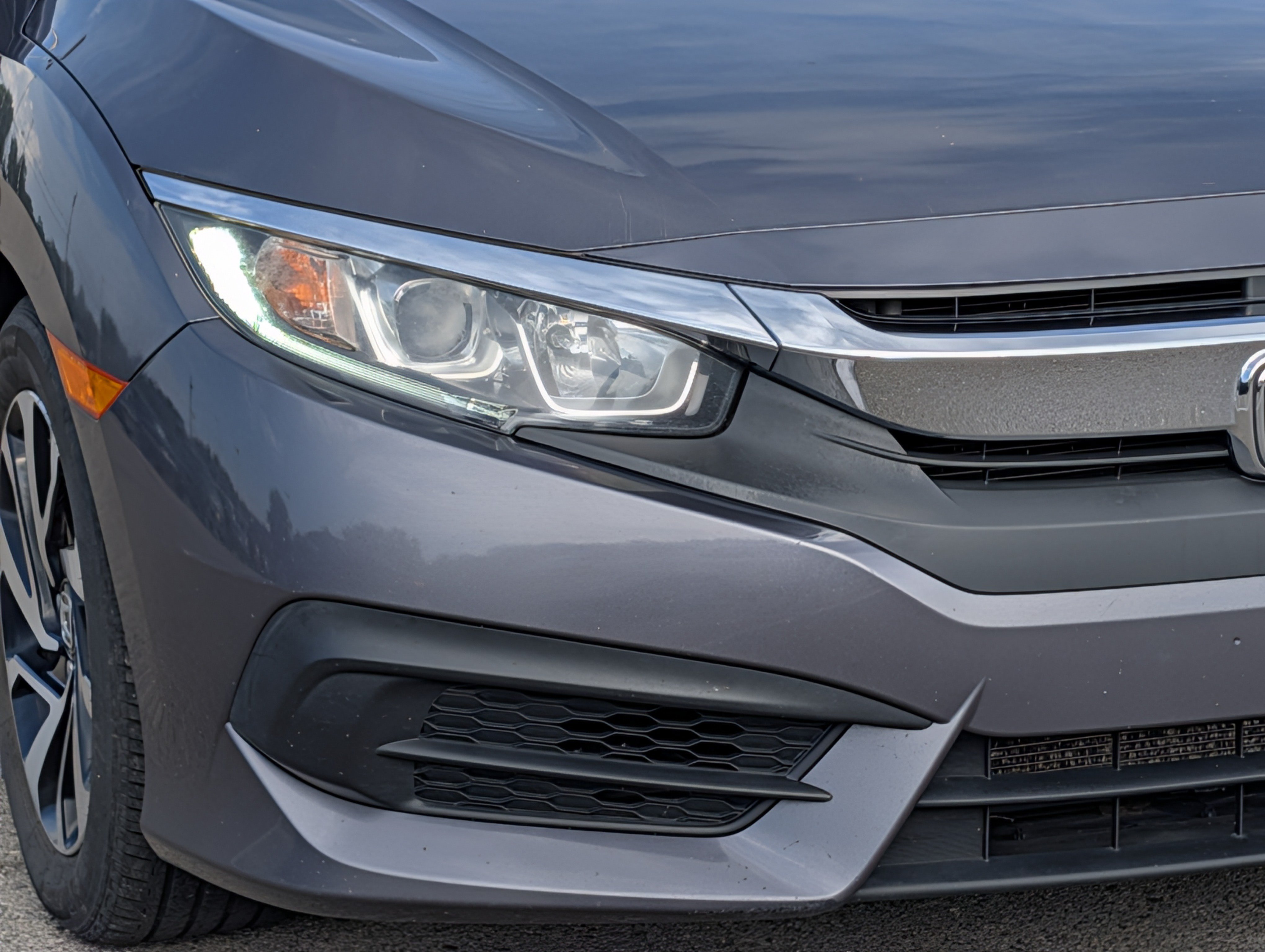 Used 2016 Honda Civic LX-P image 9