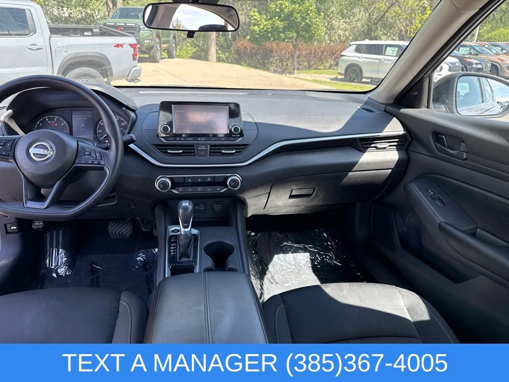 Used 2024 Nissan Altima 2.5 S FWD image 16