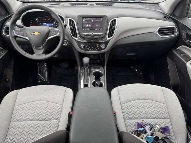 Used 2024 Chevrolet Equinox LT w/ LPO, Floor Liner Package FWD image 16