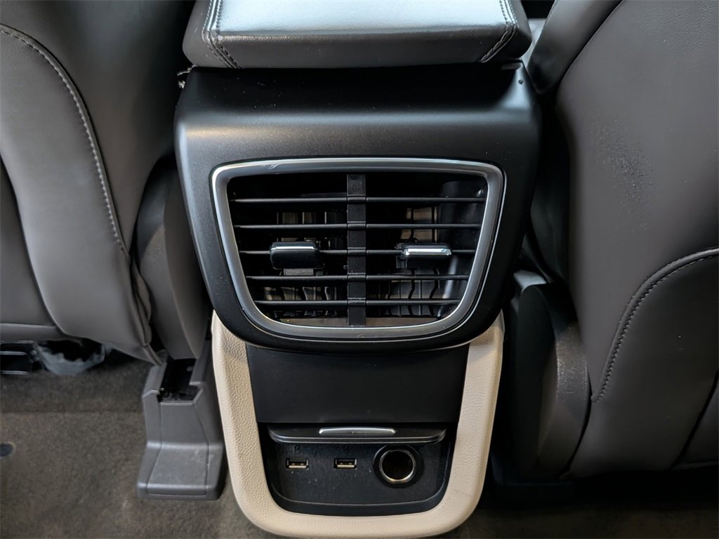 Used 2019 Lincoln Nautilus Select image 26