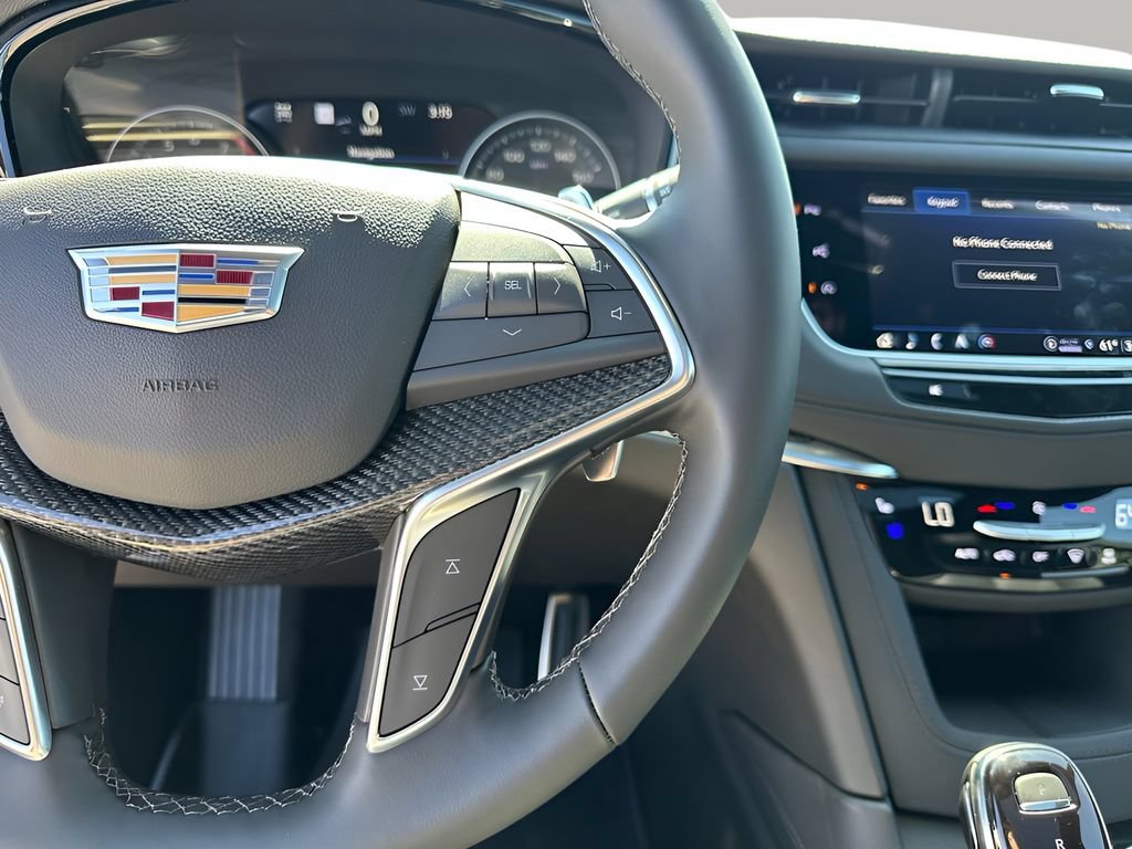 New 2026 Cadillac XT5 Sportv w/ LPO, Onyx Lite Package AWD/4WD image 33