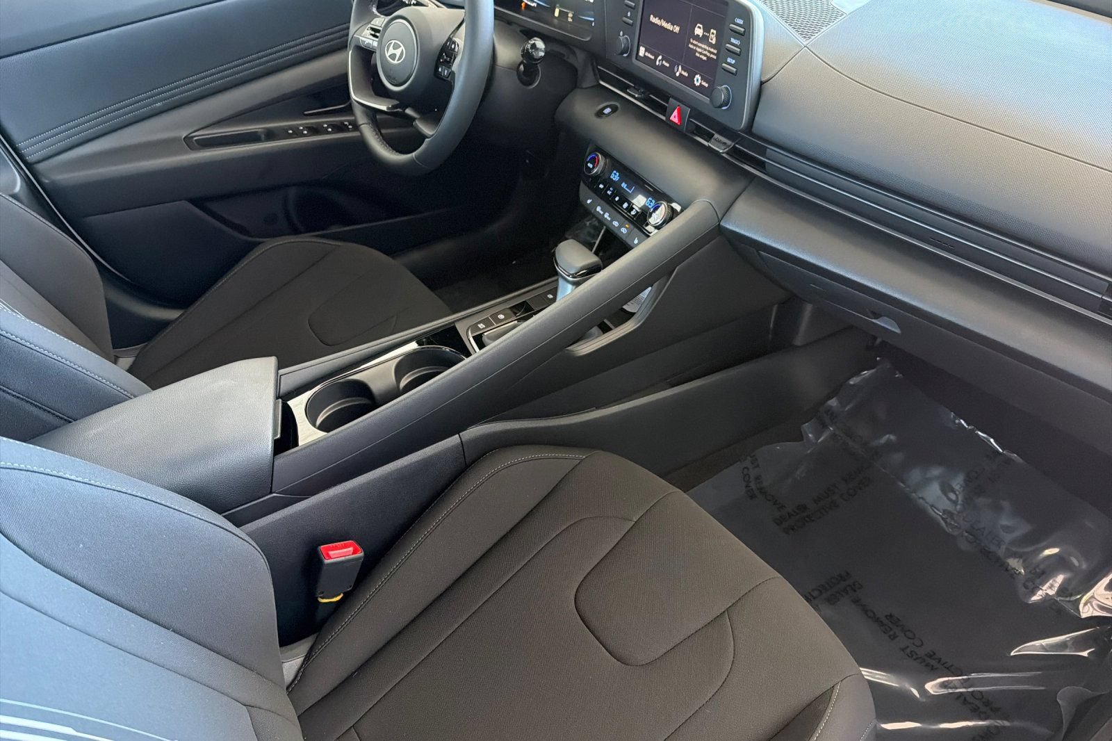 New 2026 Hyundai Elantra SEL Sport Premium FWD image 14