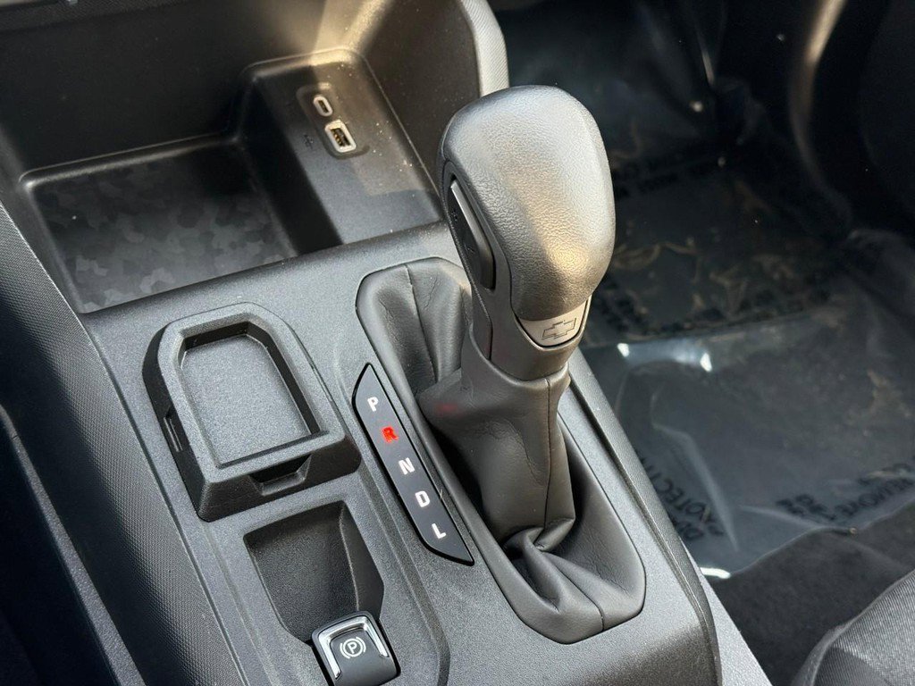 Used 2024 Chevrolet Colorado W/T image 24