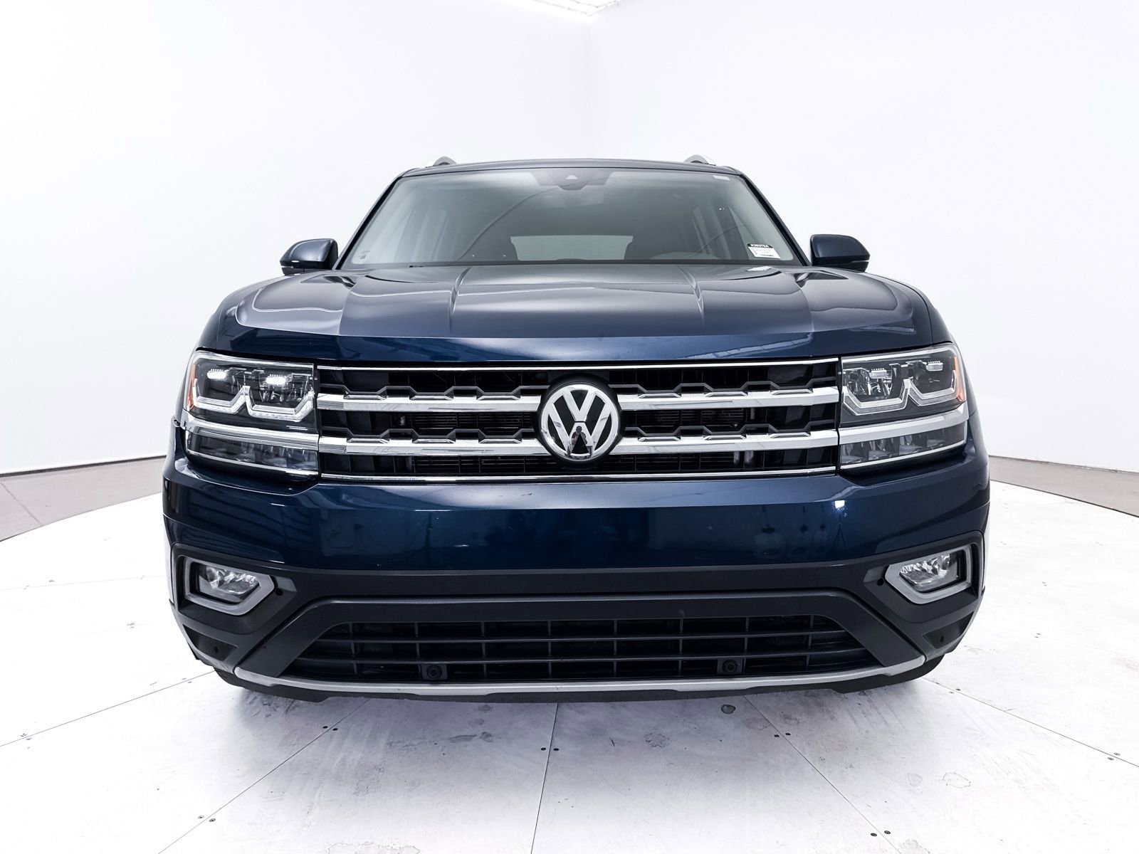 Used 2018 Volkswagen Atlas SEL FWD image 12