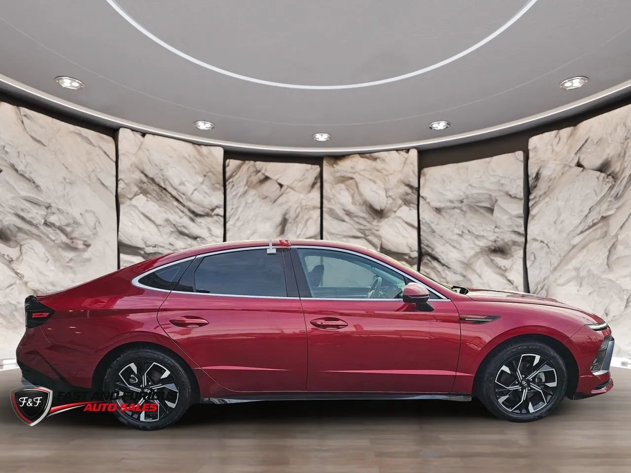 Used 2024 Hyundai Sonata SEL FWD image 4
