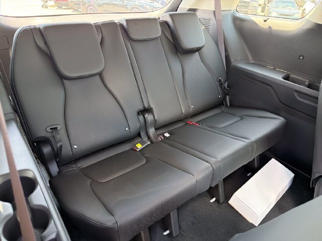 New 2027 Kia Carnival SX w/ Dark Edition Package FWD image 24