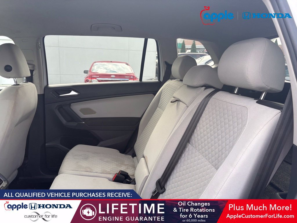 Used 2018 Volkswagen Tiguan S w/ 3rd Row Seat Package AWD/4WD image 5