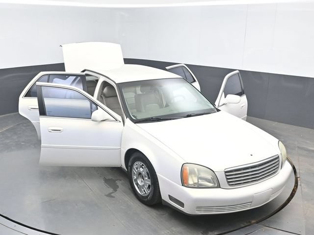 Used 2004 Cadillac De Ville w/ Equipment Group FWD image 47