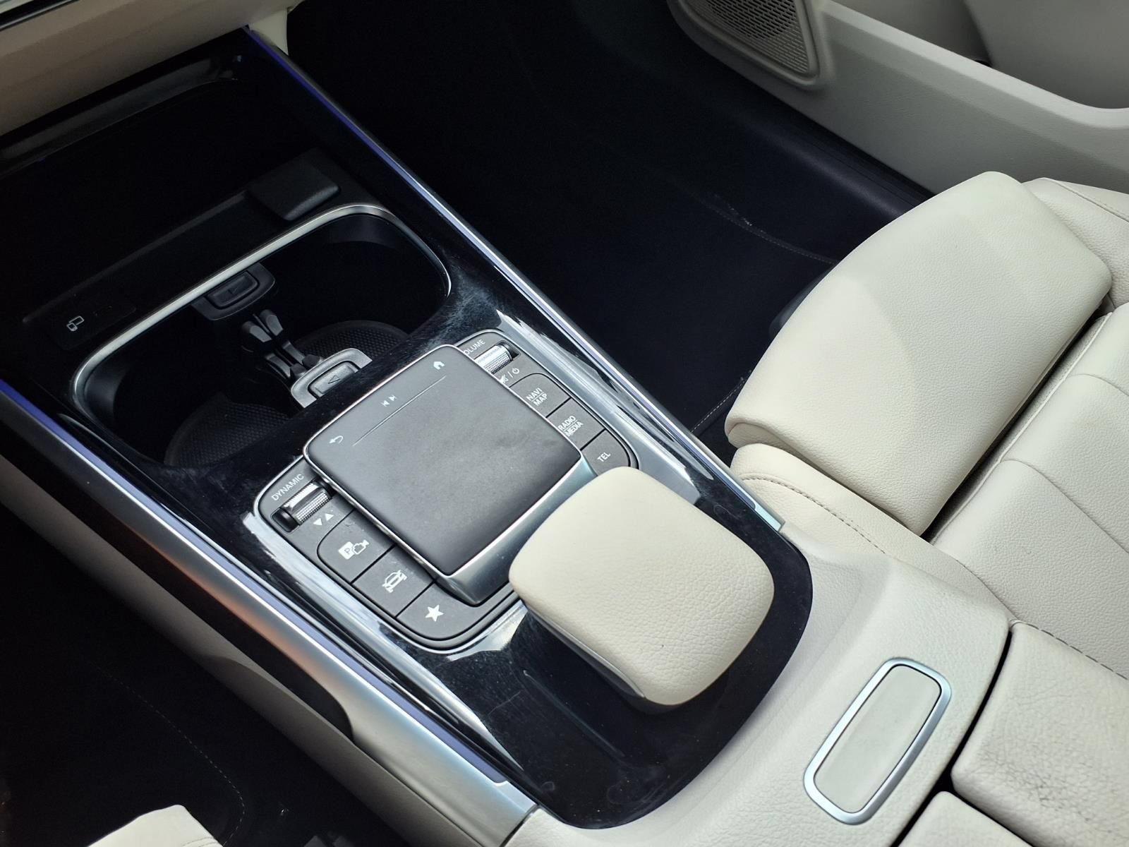 Used 2023 Mercedes-Benz GLB 250 image 25