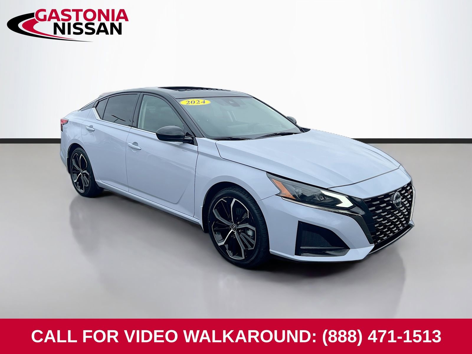 Used 2024 Nissan Altima 2.5 SR w/ SR Premium Package image 1