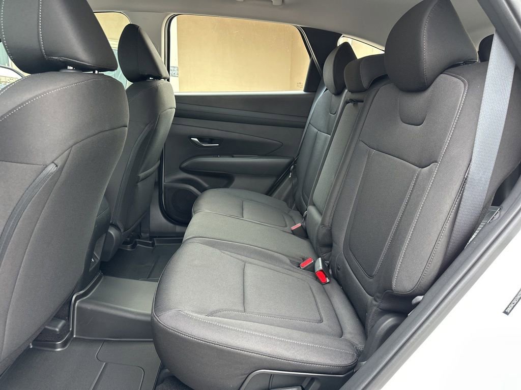 New 2026 Hyundai Tucson SE image 15