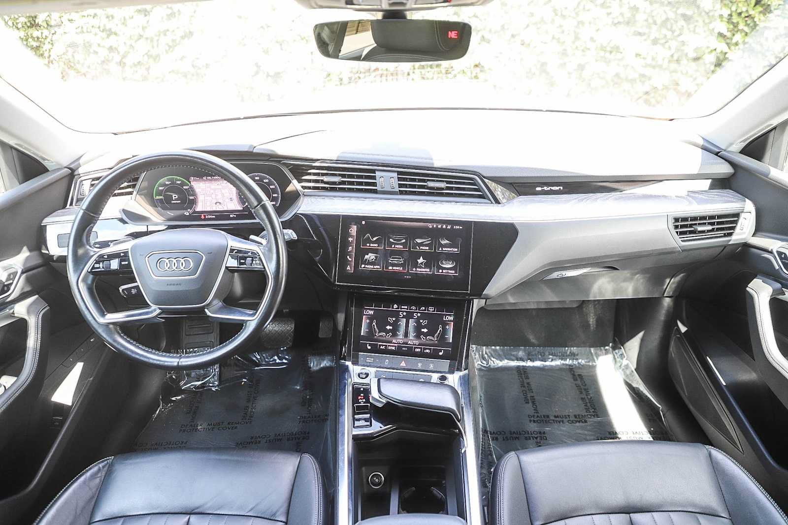 Used 2021 Audi e-tron Premium w/ Convenience Plus Package AWD/4WD image 11