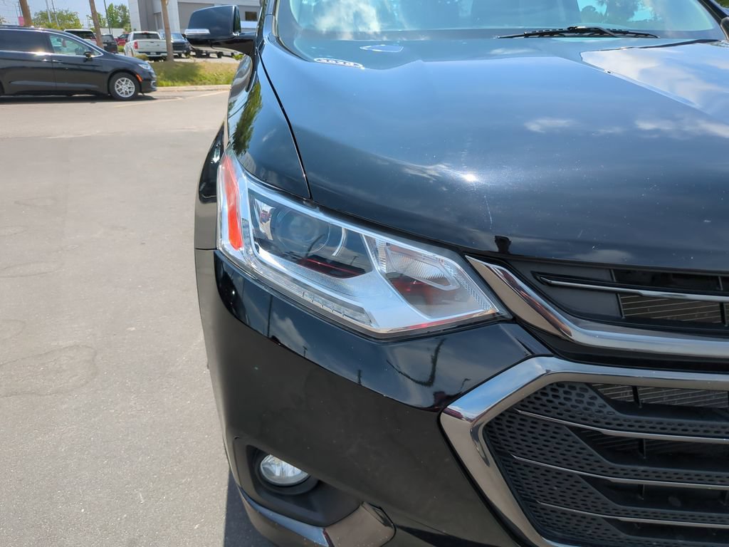 Used 2020 Chevrolet Traverse RS AWD/4WD image 11