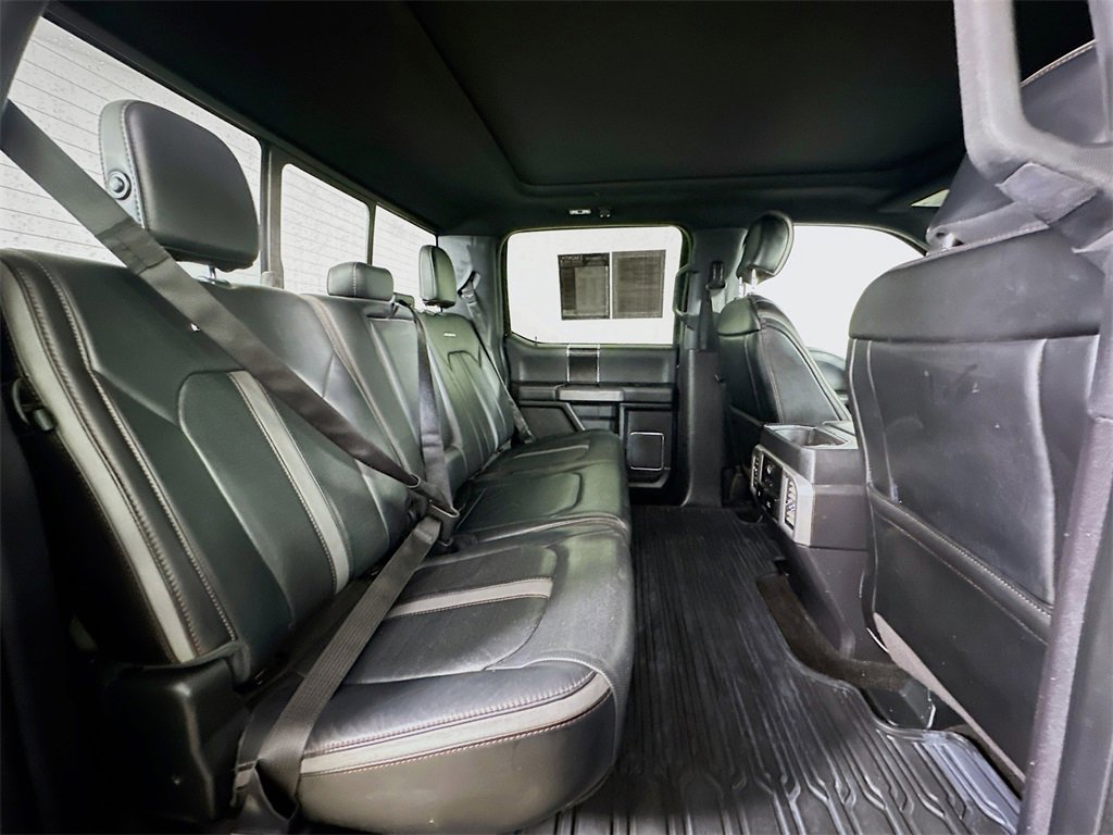 Used 2018 Ford F150 Platinum w/ Equipment Group 701A Luxury image 11