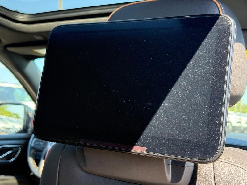 Used 2021 GMC Yukon XL AT4 w/ Rear Media and Nav Package image 13