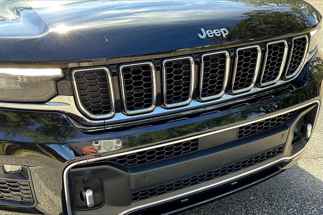 Used 2021 Jeep Grand Cherokee L Overland w/ Luxury Tech Group IV image 30