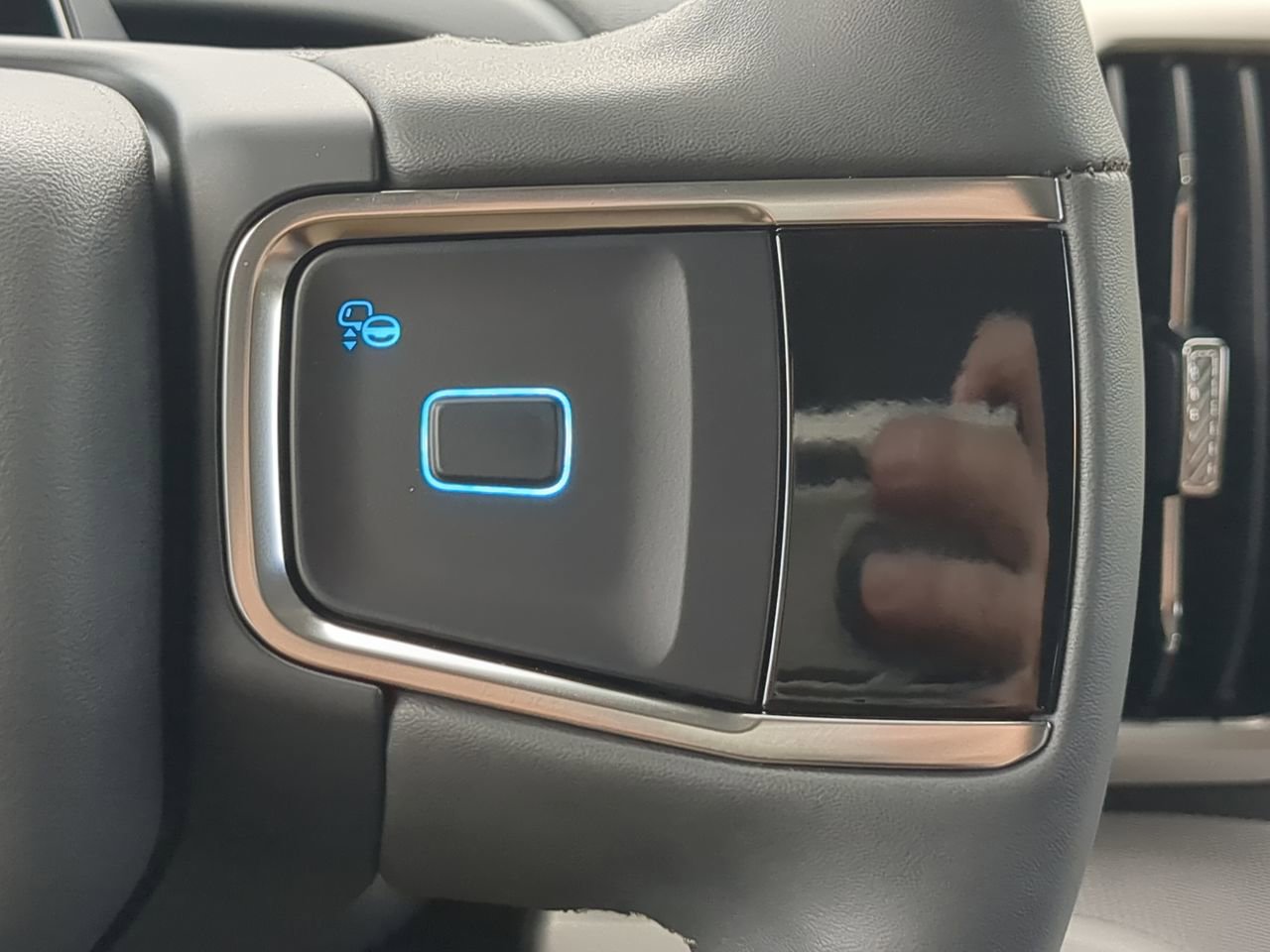New 2026 Ford Expedition Active image 24