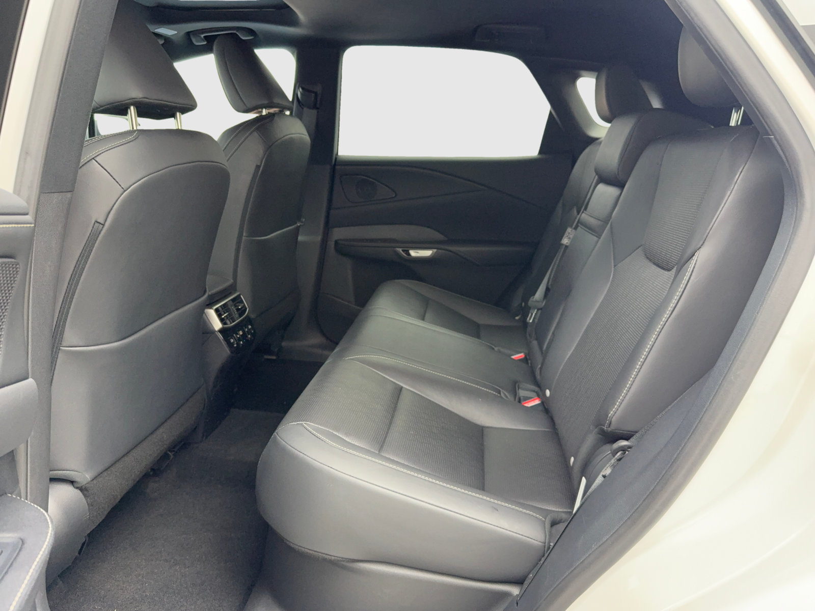 Used 2023 Lexus RX 350 Premium Plus w/ Cold Area Package FWD image 35