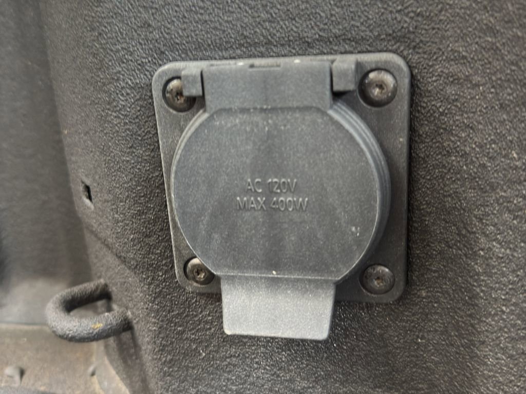 Used 2023 Chevrolet Silverado 1500 High Country w/ High Country Premium Package image 23