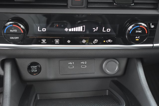 New 2026 Nissan Rogue SV AWD/4WD image 25