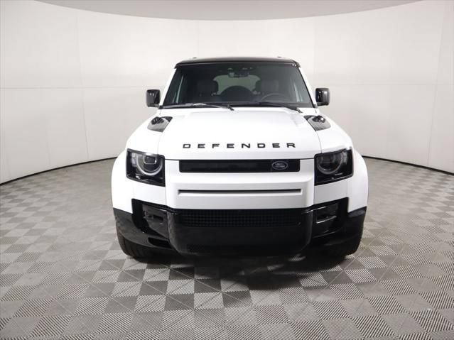 New 2026 Land Rover Defender 130 V8 AWD/4WD image 2