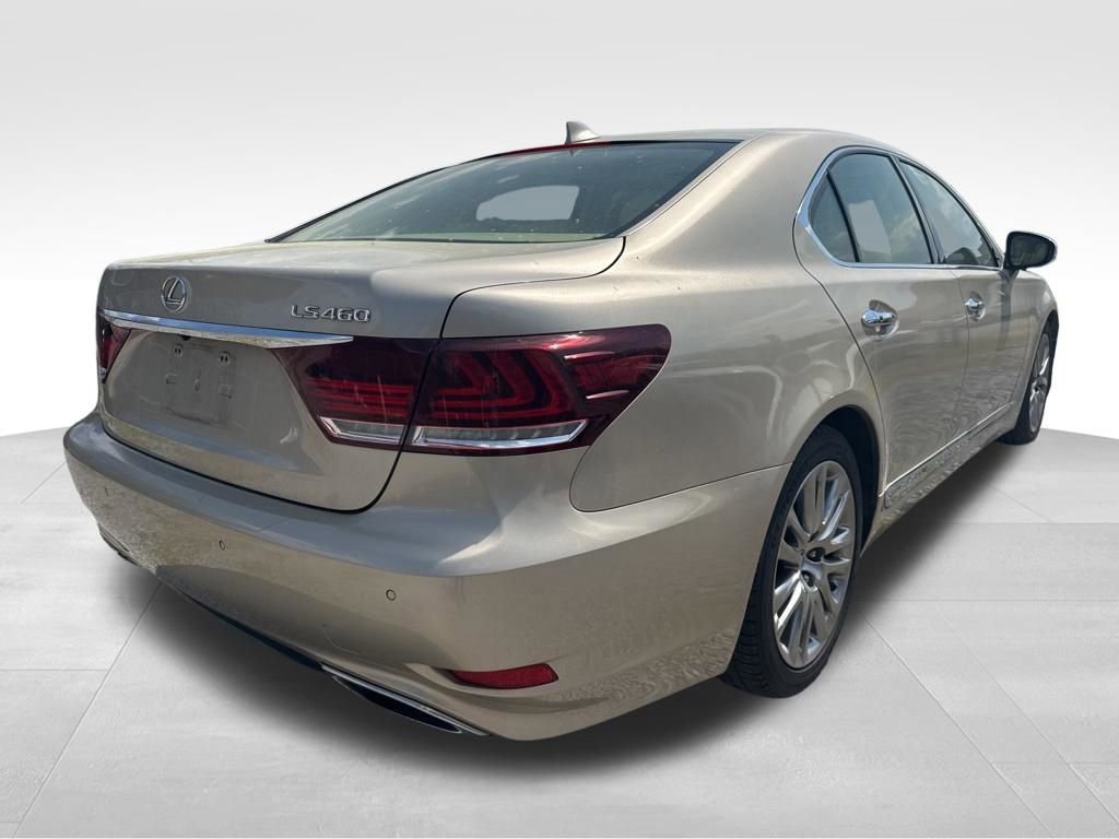 Used 2015 Lexus LS 460 w/ Comfort Package image 8