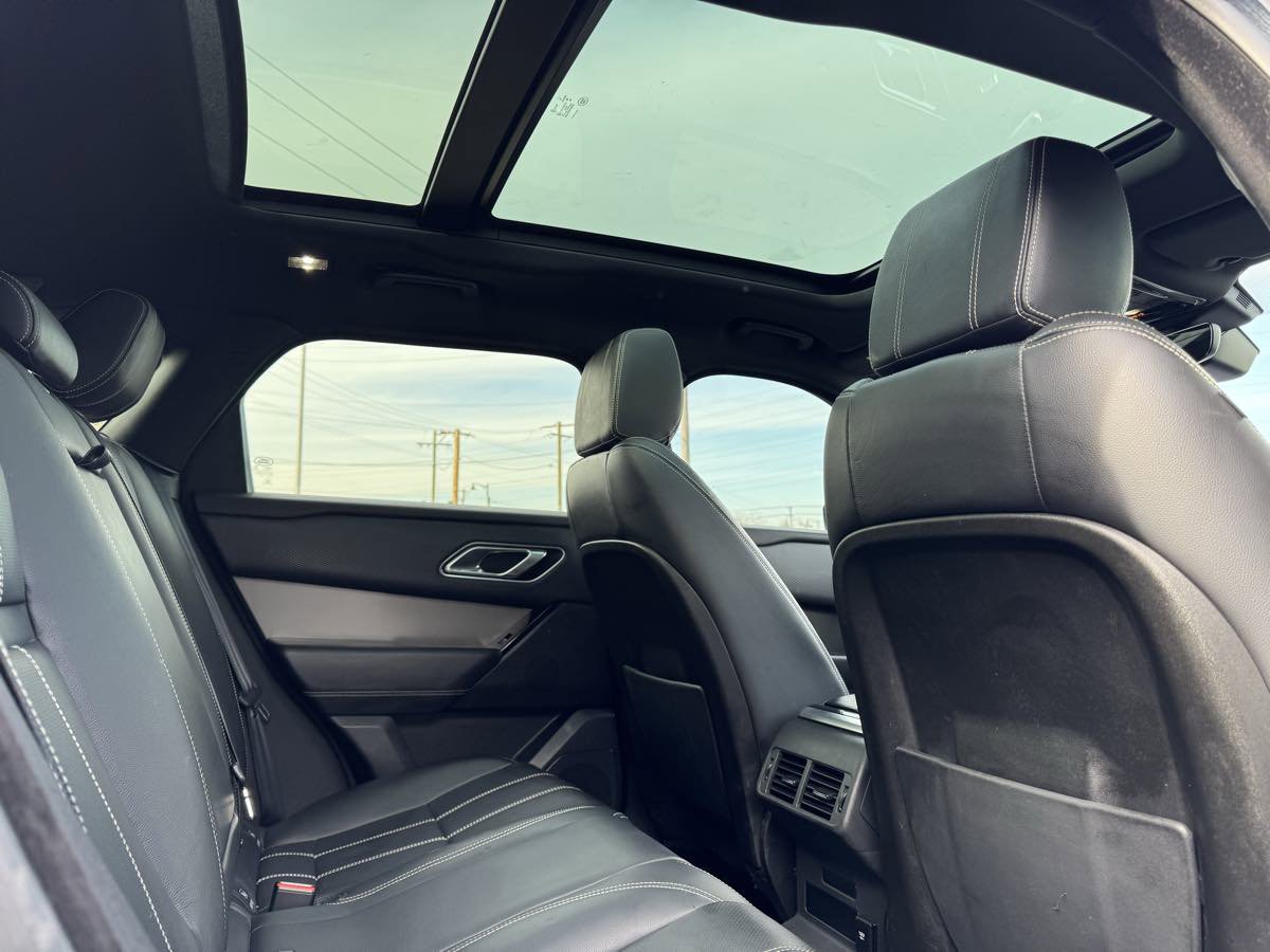 Used 2020 Land Rover Range Rover Velar S image 35