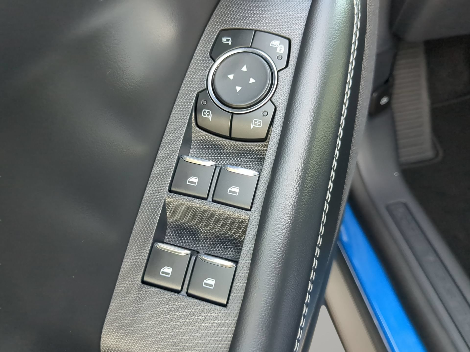 New 2026 Ford Mustang Mach-E Select w/ Comfort Package Lite RWD image 56