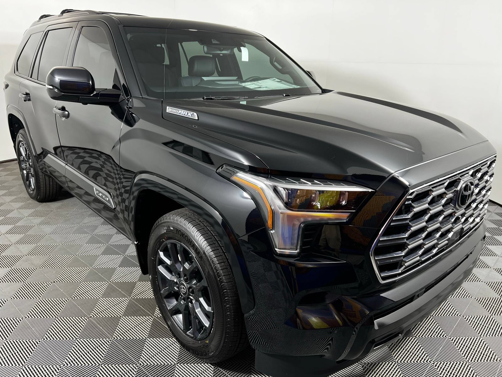New 2026 Toyota Sequoia Platinum AWD/4WD image 3