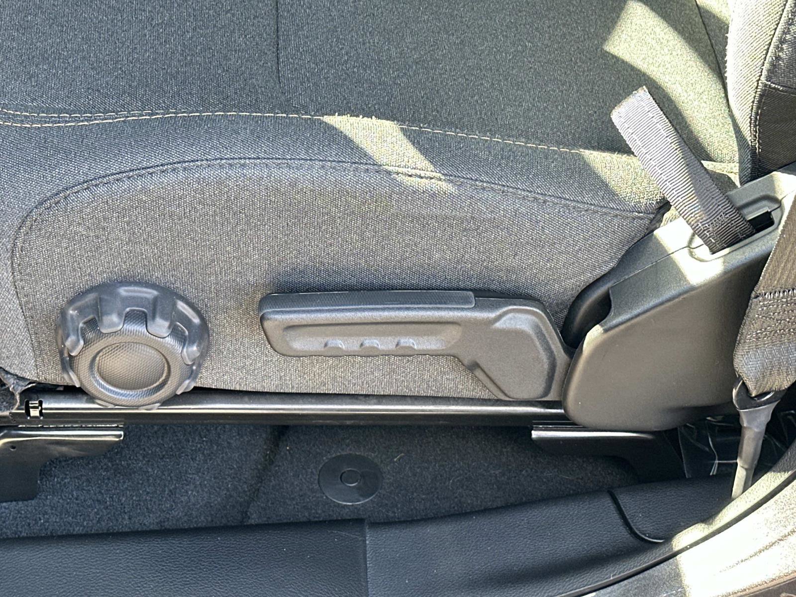 Used 2024 Jeep Wrangler Unlimited Sport image 18