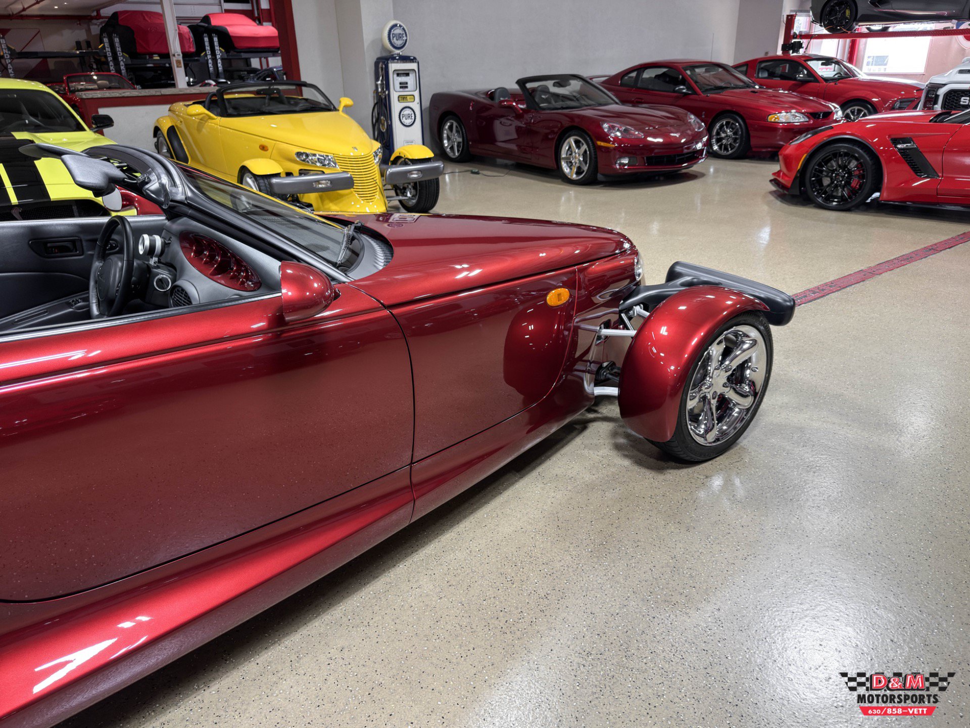 Used 2002 Chrysler Prowler RWD image 44