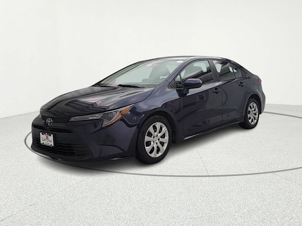 Used 2023 Toyota Corolla LE FWD image 3