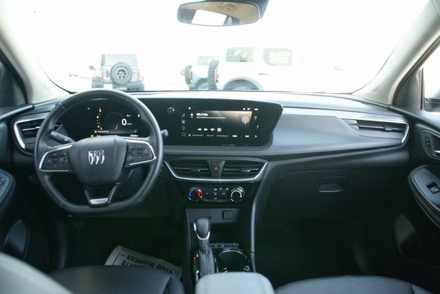 Used 2024 Buick Encore GX Sport Touring FWD image 32