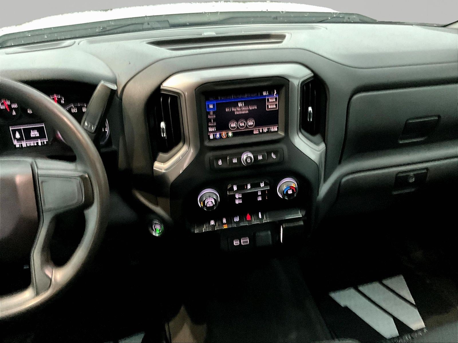 Used 2022 Chevrolet Silverado 1500 Custom AWD/4WD image 9