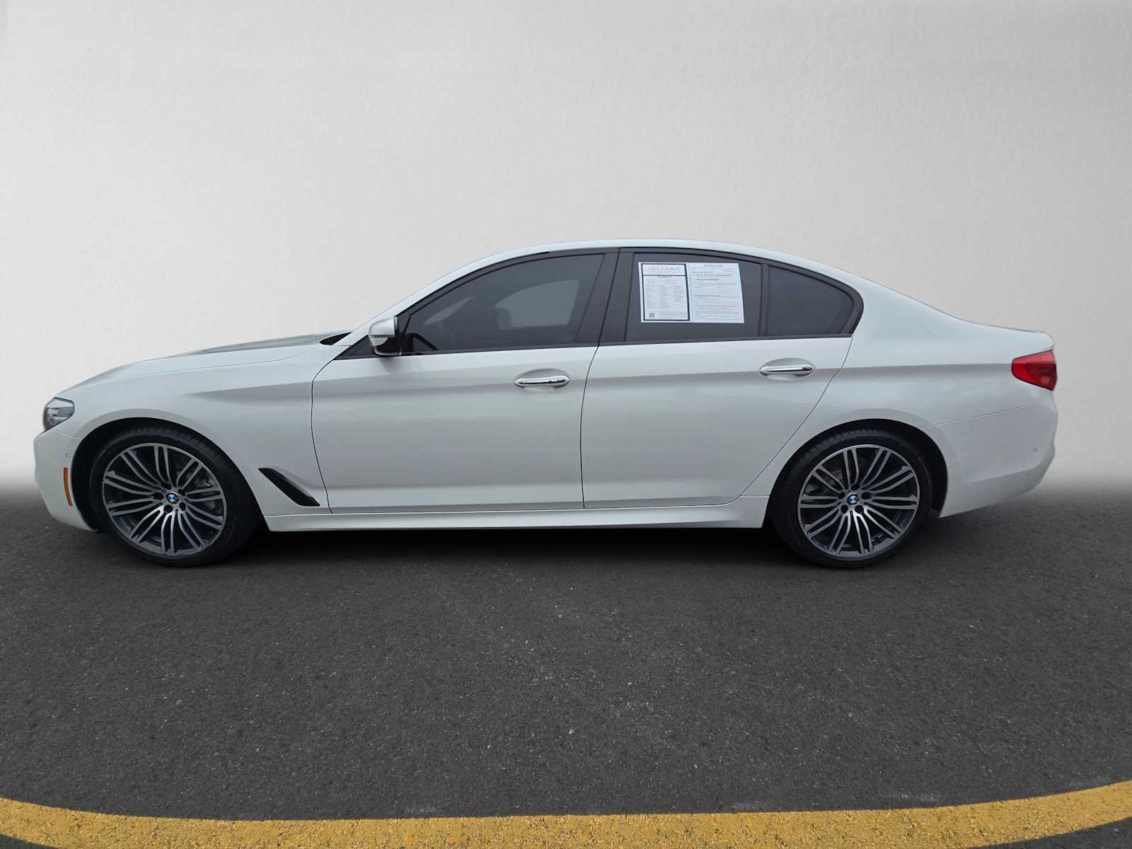 Used 2018 BMW 530i w/ M Sport Package RWD image 6