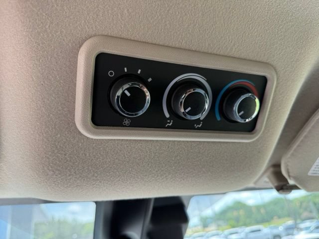 Used 2019 Chevrolet Express 3500 LT w/ LT Preferred Equipment Group RWD image 12