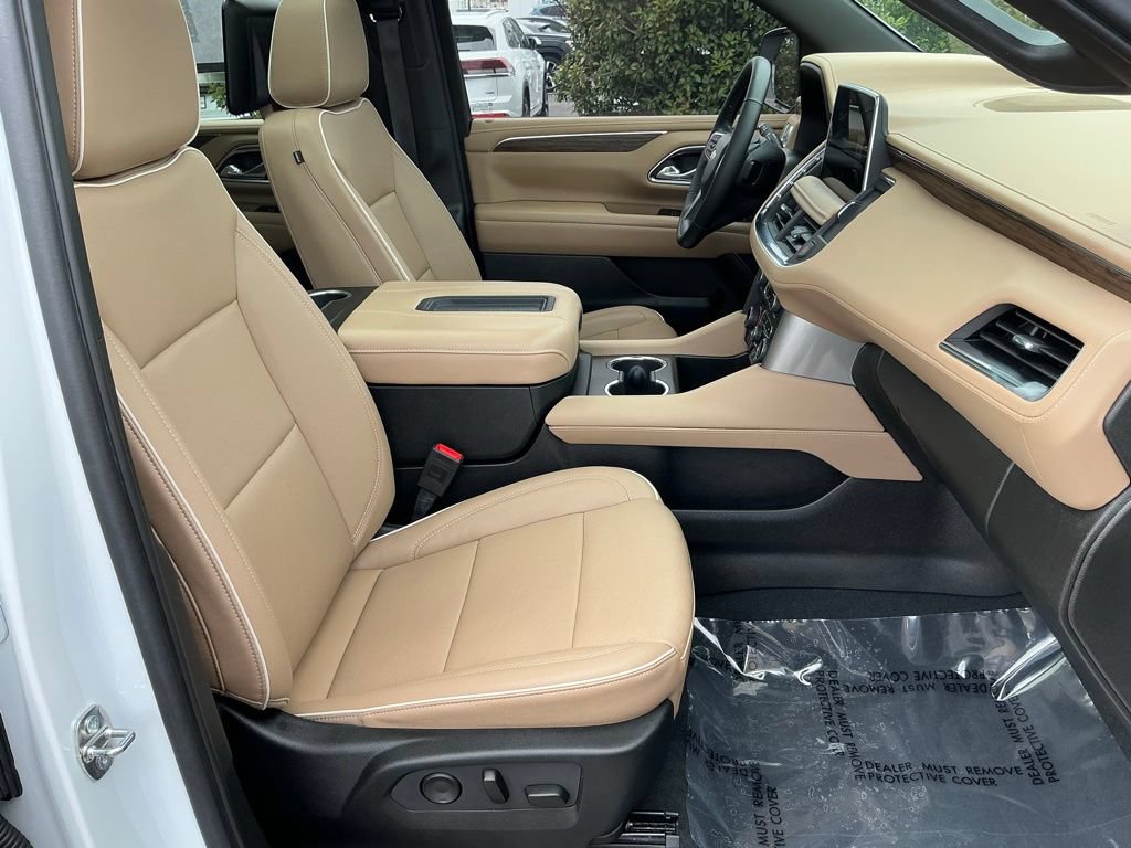 Used 2023 Chevrolet Tahoe Premier w/ Premium Package 2 AWD/4WD image 22